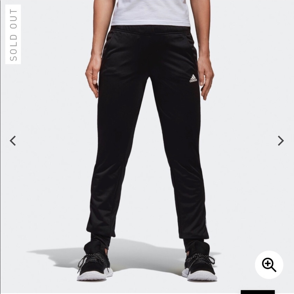 adidas Designed 2 Move - Black and White